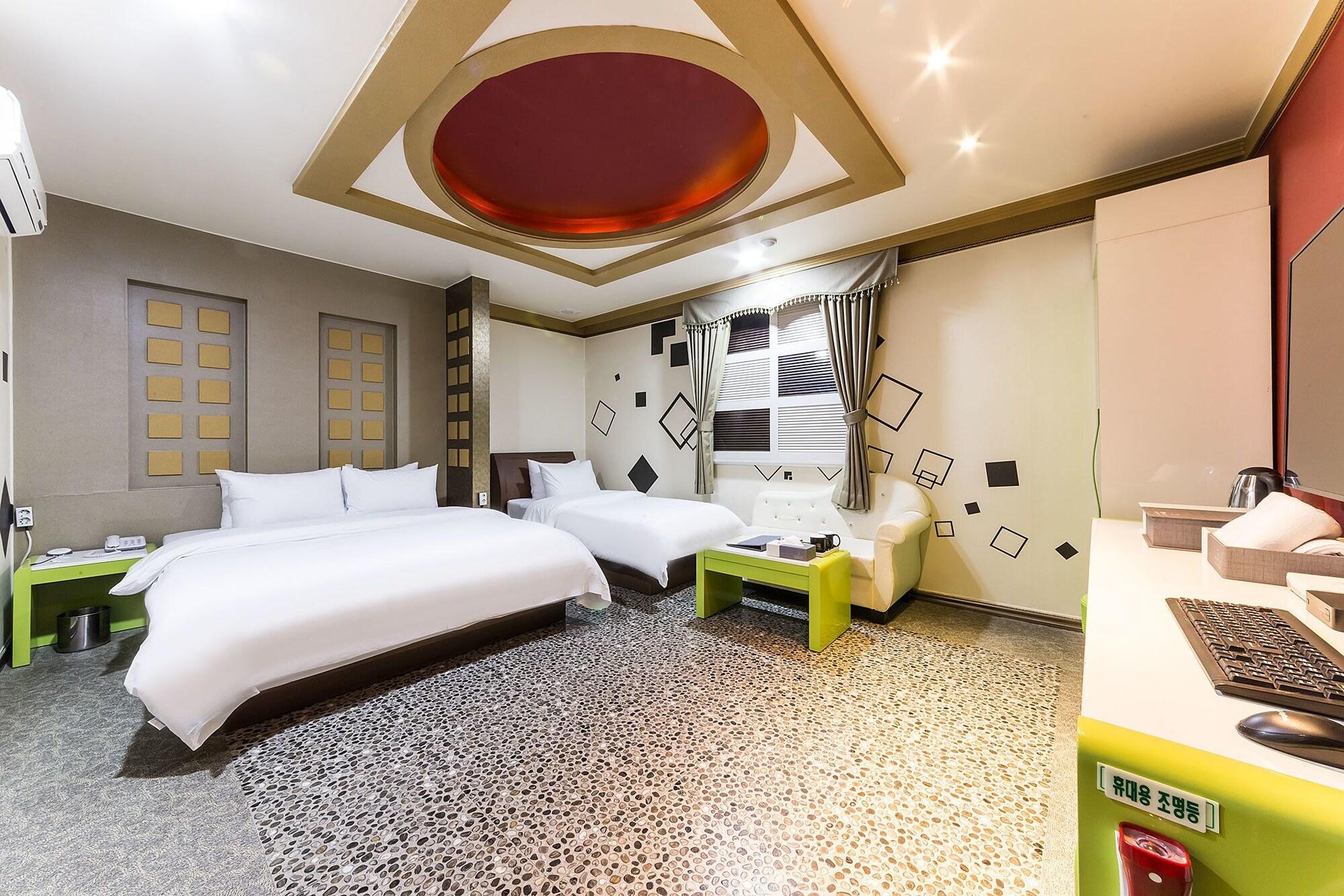 Millennium Hotel Коян Екстер'єр фото