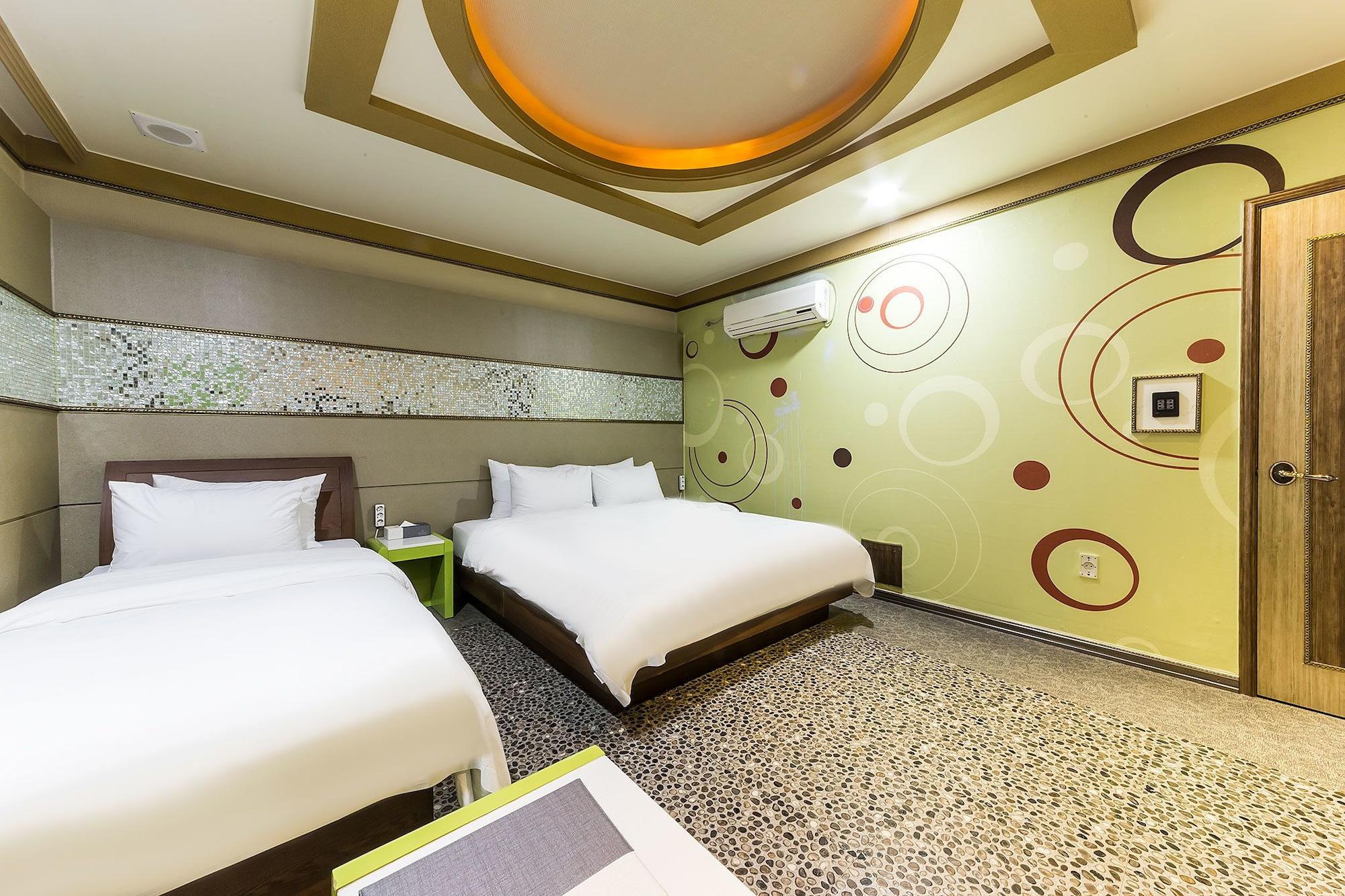 Millennium Hotel Коян Екстер'єр фото