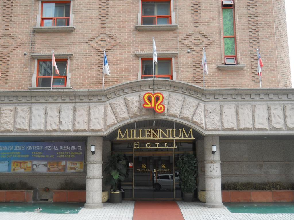 Millennium Hotel Коян Екстер'єр фото