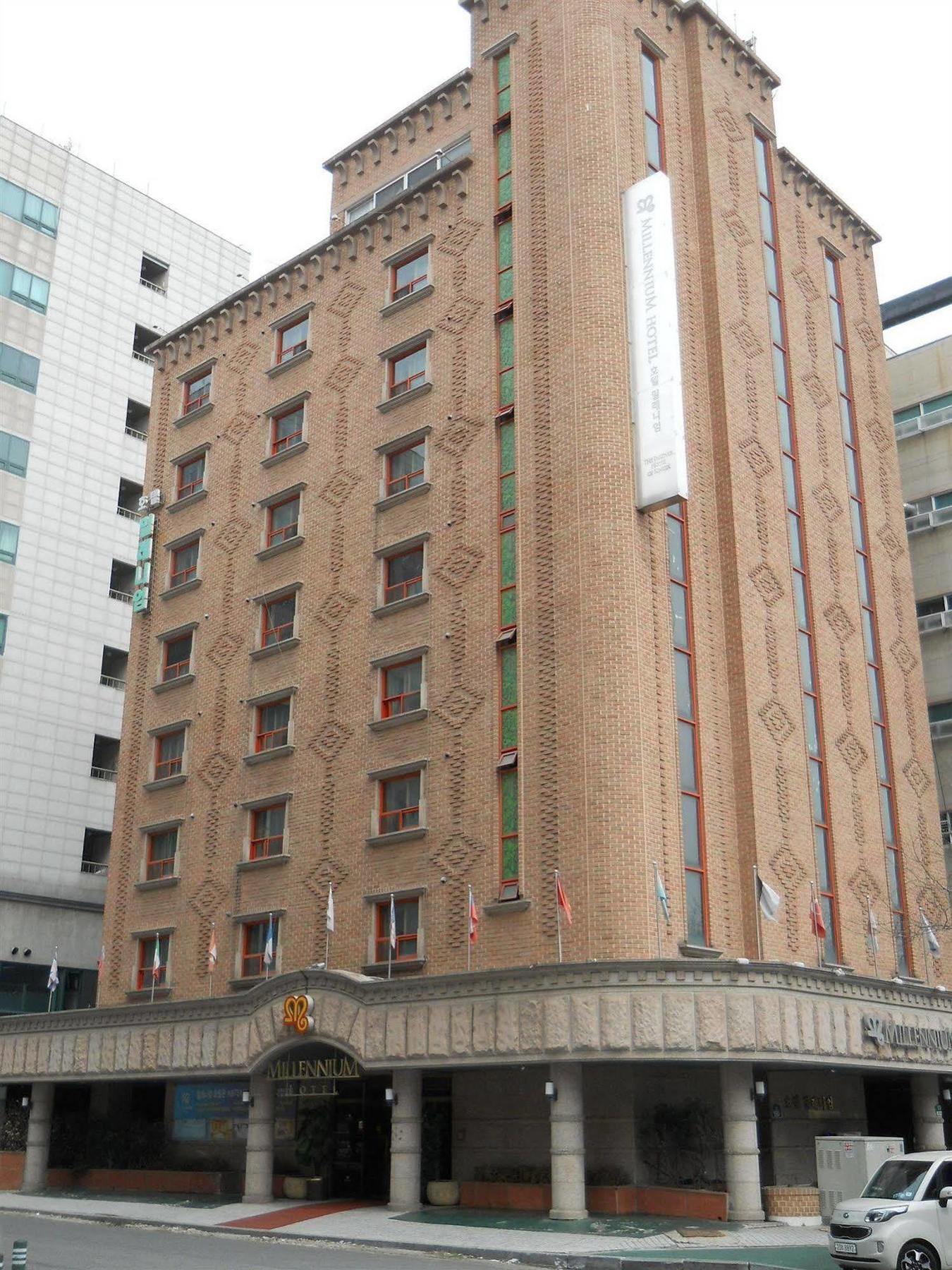 Millennium Hotel Коян Екстер'єр фото