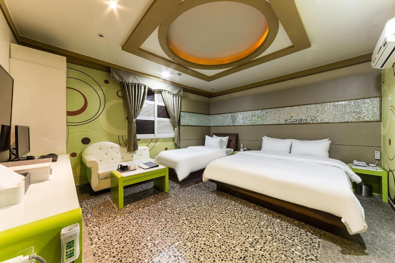 Millennium Hotel Коян Екстер'єр фото